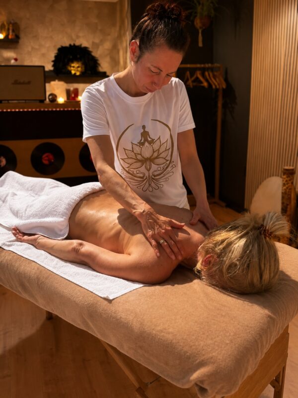 stress release massage in Rotterdam